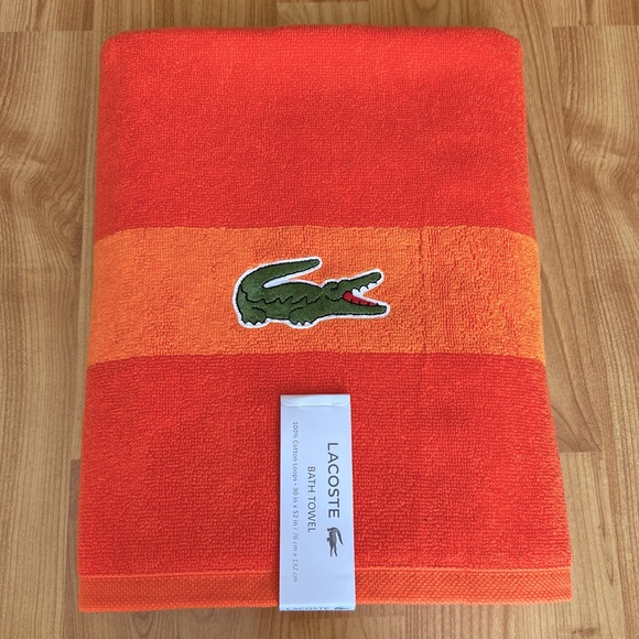 Lacoste Other - NWT❤️Lacoste 100% cotton bath towel